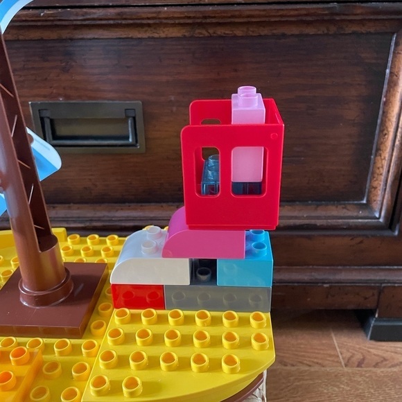 Lego x Disney duplex Jake the Pirate ship with random bricks - Picture 3 of 5